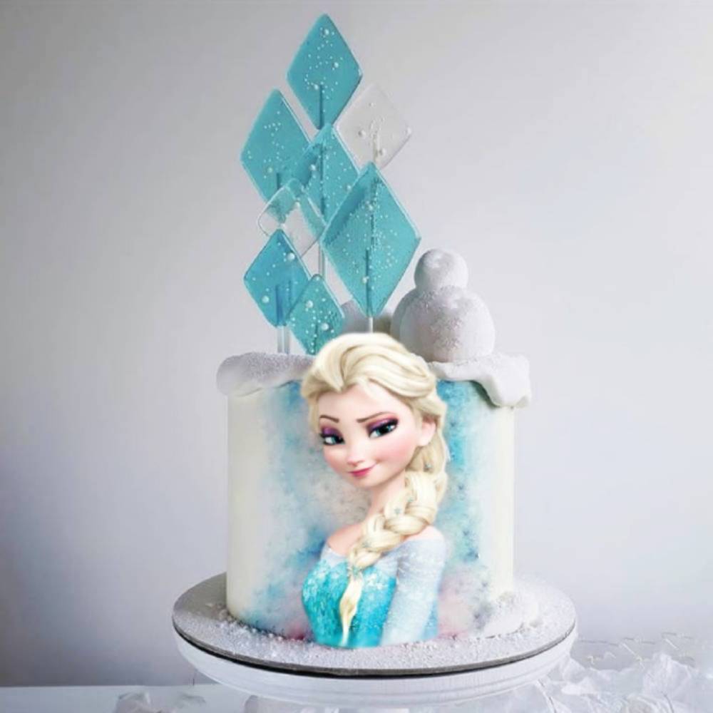 borde interno saldar Tarta de la princesa Elsa para celebrar el cumple de una niña